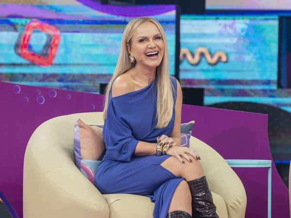 Eliana Emociona no Caldeirão: Homenagem Surpresa!