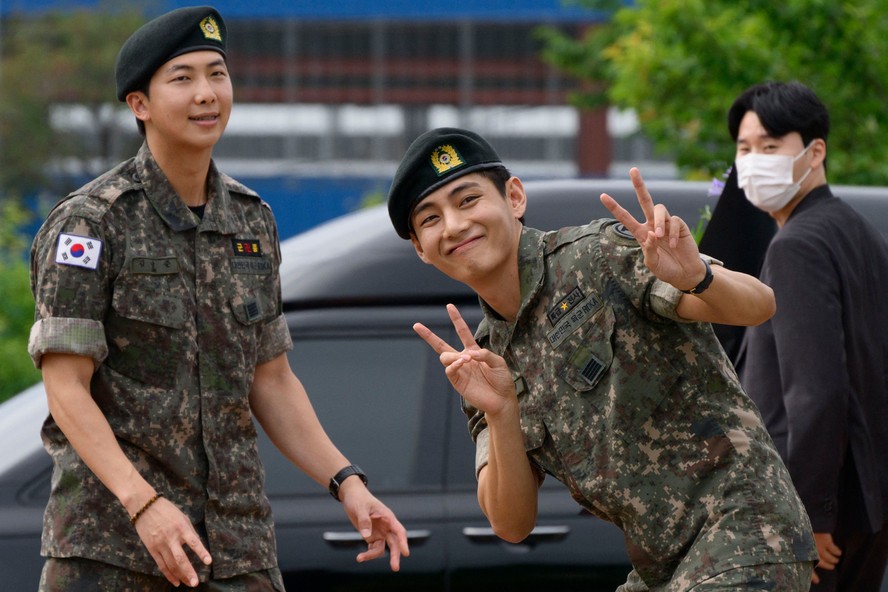 BTS: Dispensa Militar Marca Retorno Triunfal!