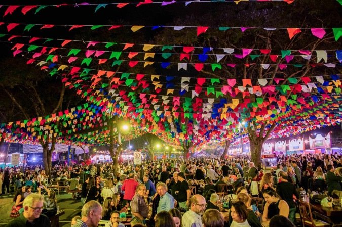 Arraiás no DF: Guia Completo das Festas Juninas!